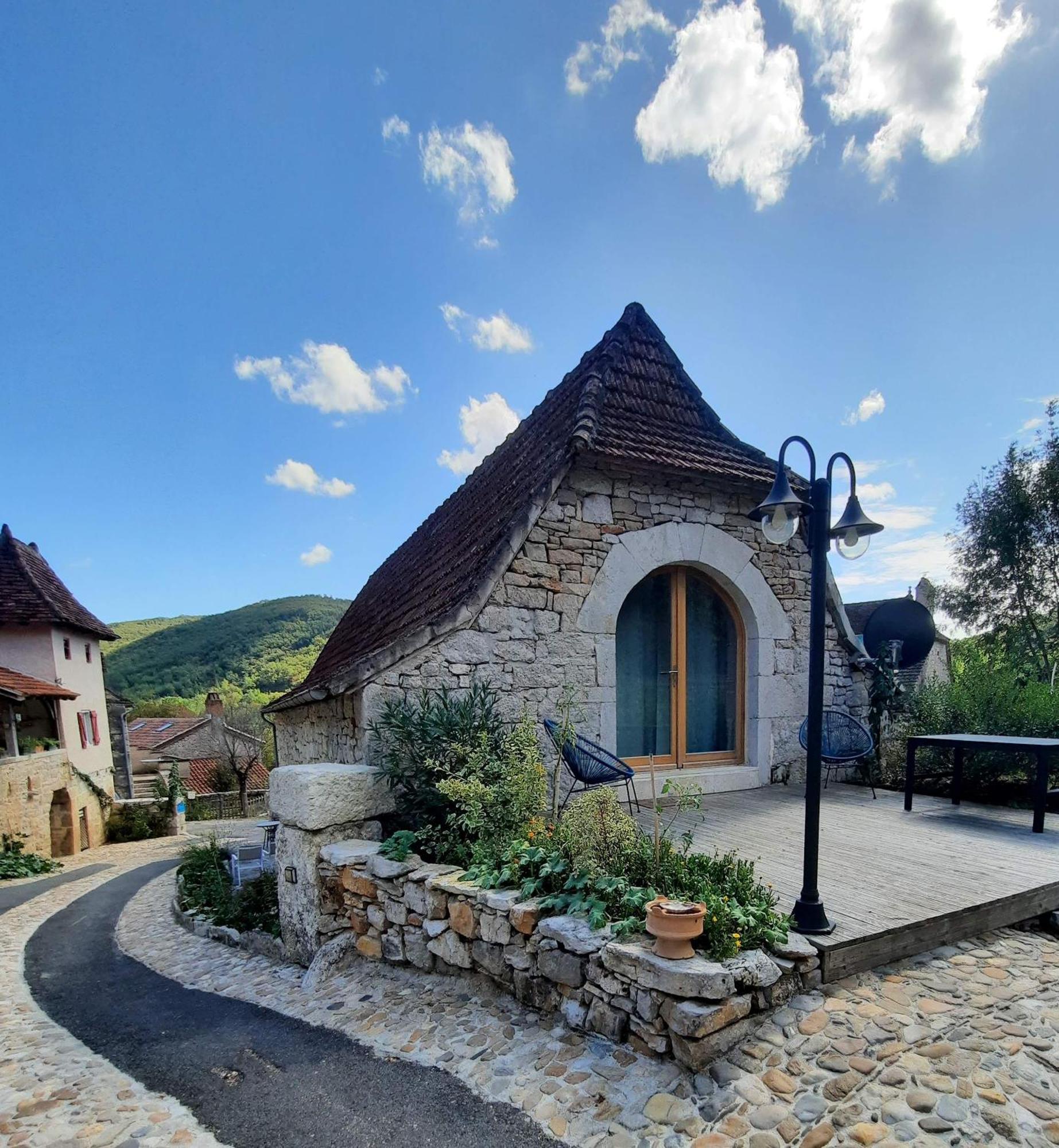 Hotel Célézen à Espagnac-Sainte-Eulalie Extérieur photo